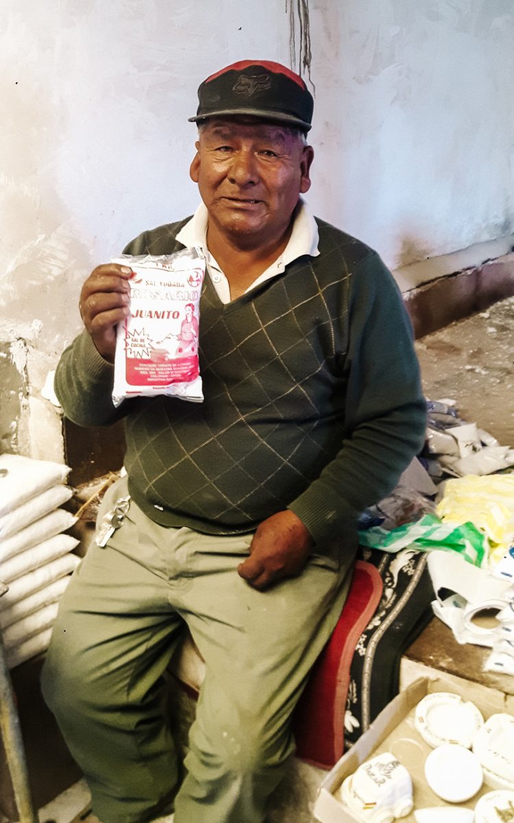 There are several villages around the Salar de Uyuni, living from the salt production, such as the village of Colchani.