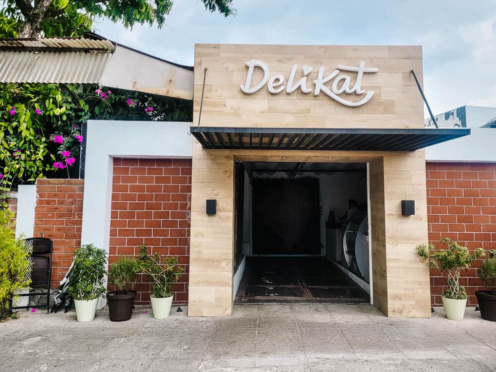 Delikat is een van de fijnste restaurants voor lunch in San Salvador.