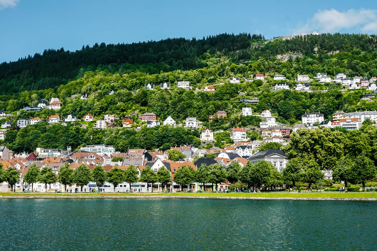 Bergenhus Fortress in Bergen - One of Norway's Oldest and Largest Fortresses  – Go Guides