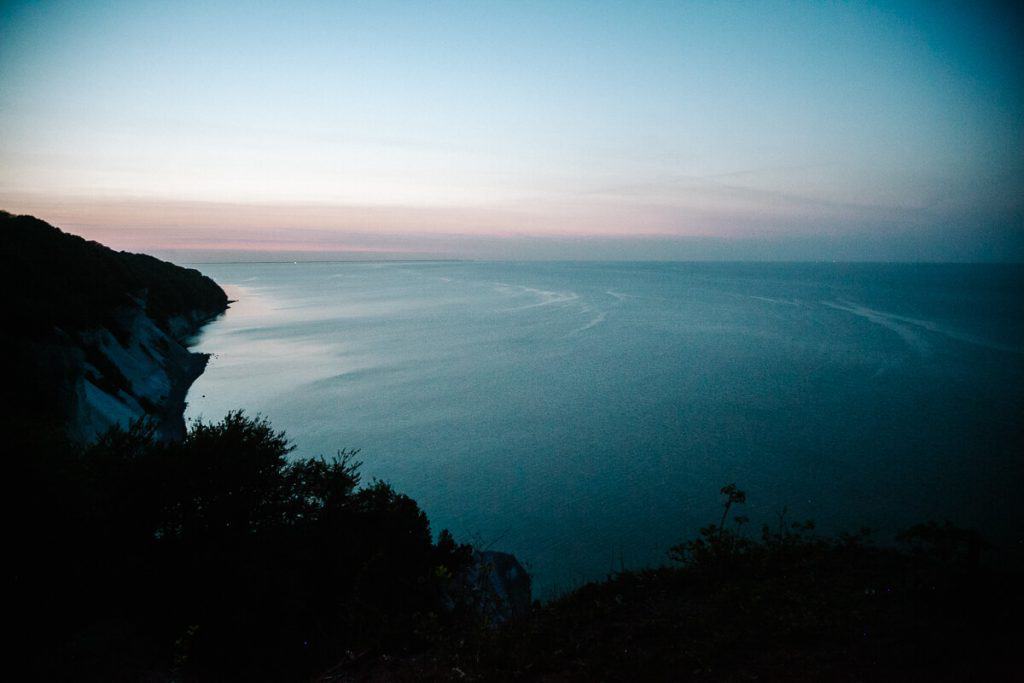 Møns Klint is Scandinavia’s first Dark Sky Park, along with nearby Nyord. The cliffs provide minimal light pollution, which creates a special darkness. 