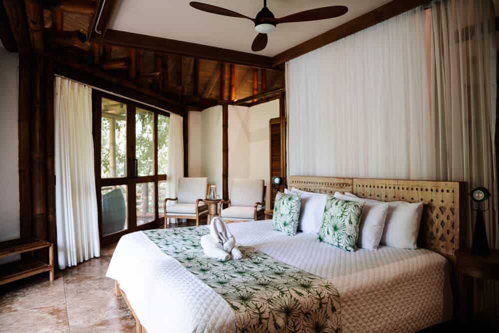 La Selva Jungle Lodge is located on Lake Garzacocha, where luxury and nature come together in a perfect way.