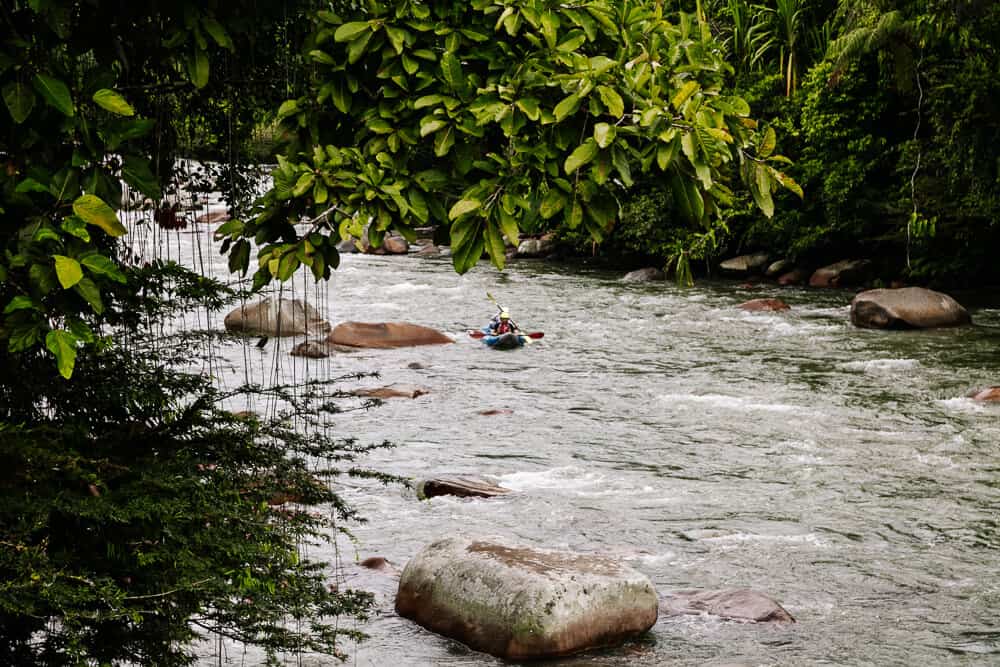 De omgeving van Archidona en Tena heeft volgens kenners de beste rivieren om te raften en kajakken. Mensen uit de hele wereld komen hiernaartoe om hun skills bij te spijkeren of voor het eerst te genieten van het water. 