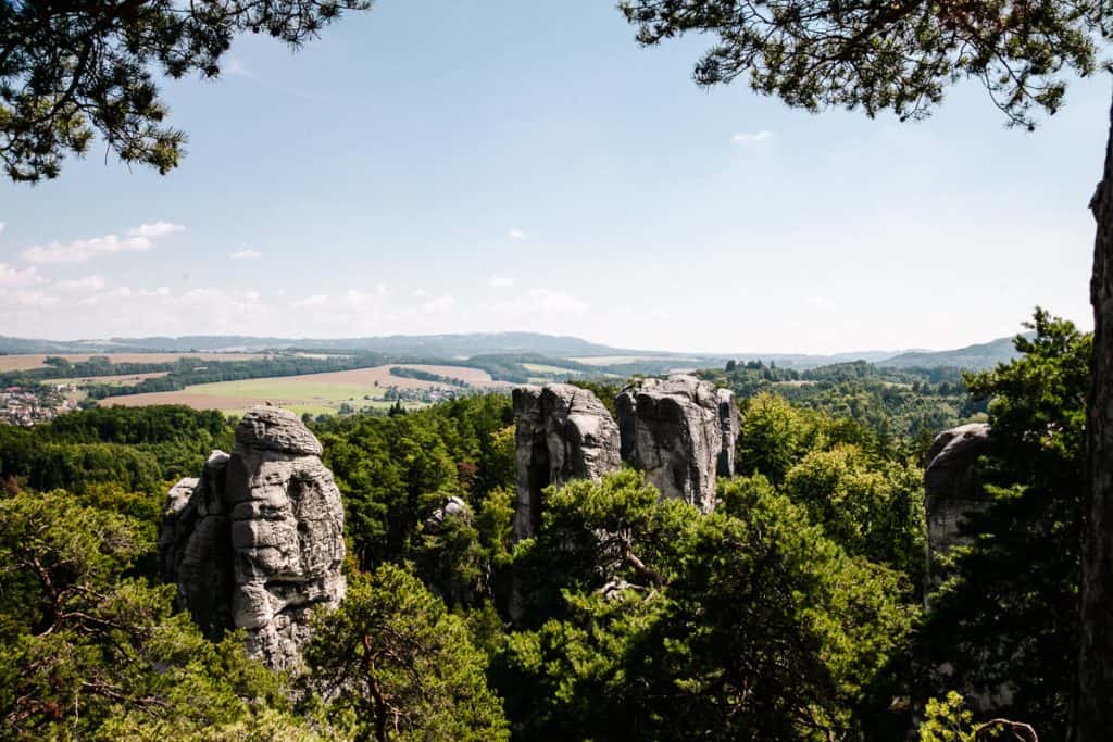 The Bohemian Paradise, Český ráj, consists of several rock cities, with impressive rocks, walls and towers, made of sandstone. 