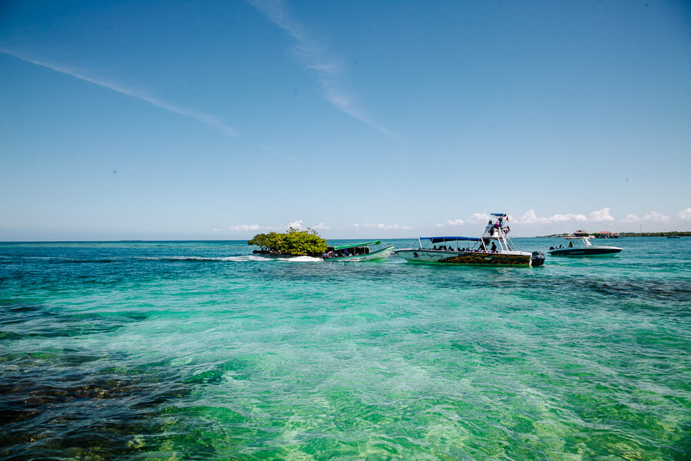 View around Rosario Islands. 