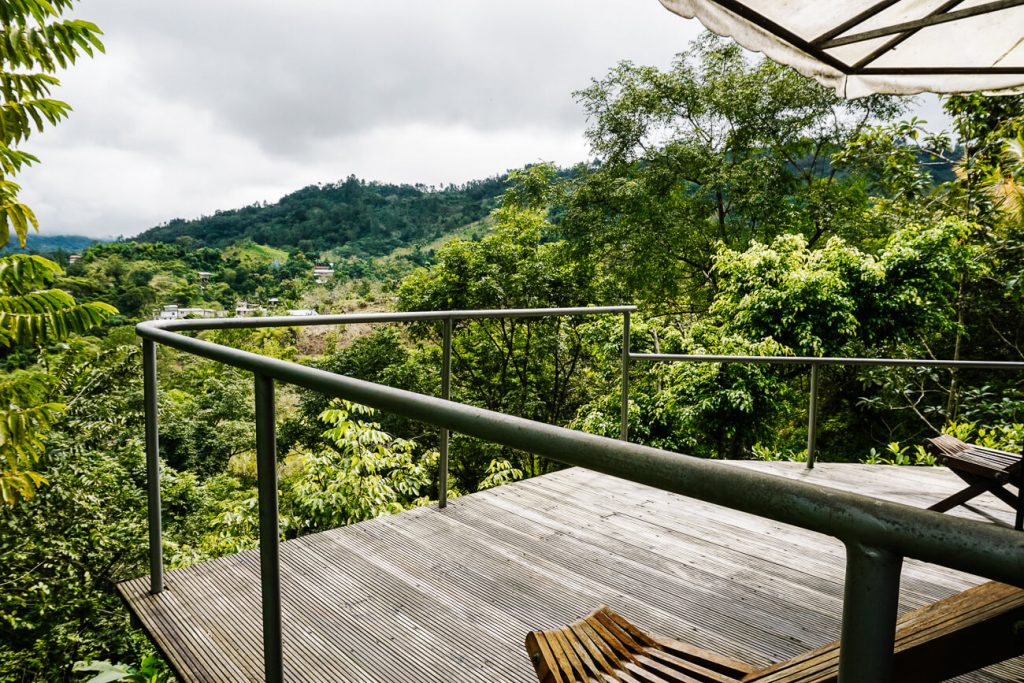 Lanquin hotels |Zephyr lodge