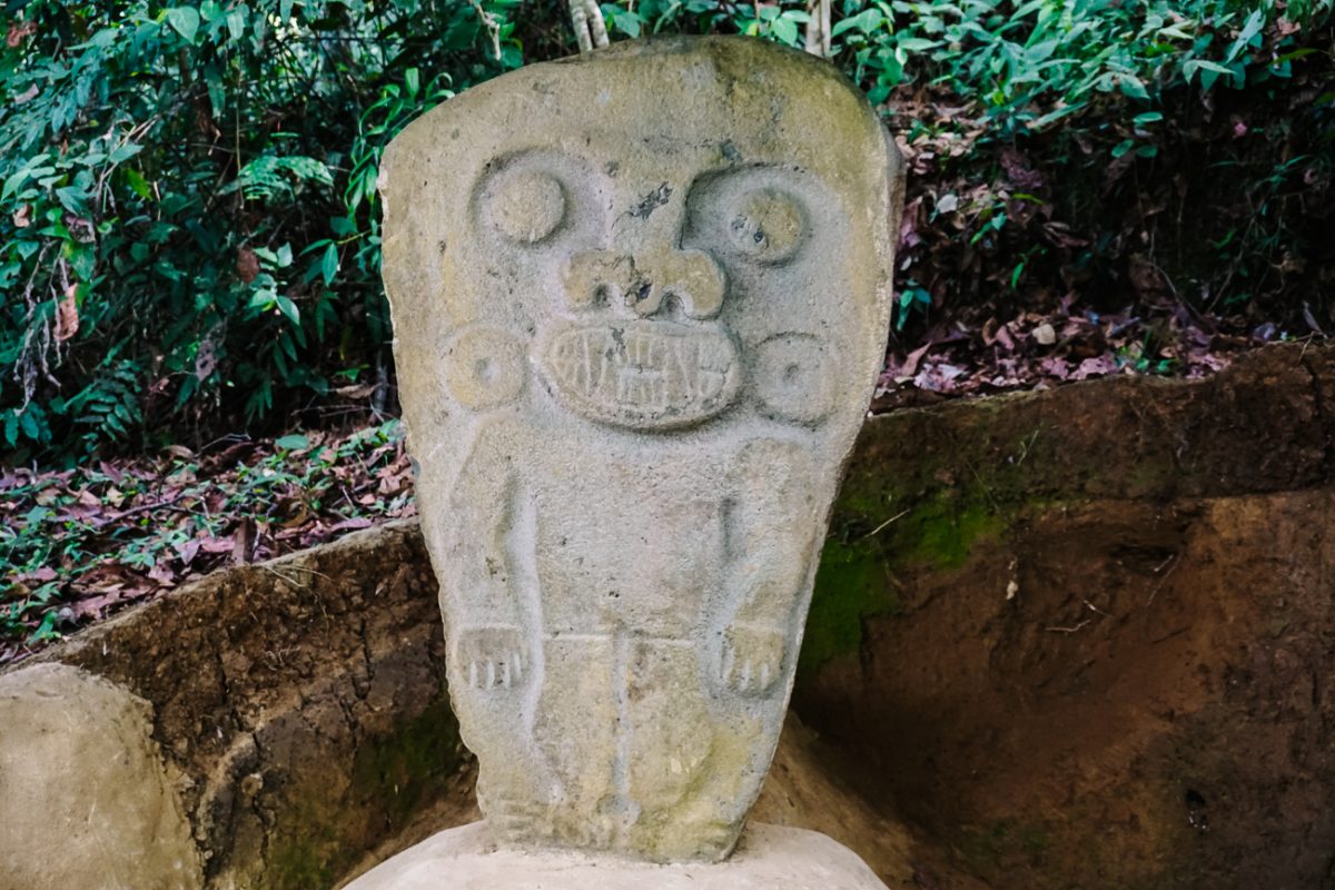 statues in Colombia