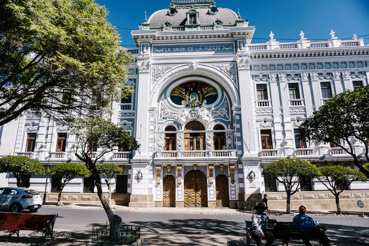 The colonial center of Sucre Bolivia has been on the UNESCO cultural heritage list since 1991 and offers numerous things to do and see.