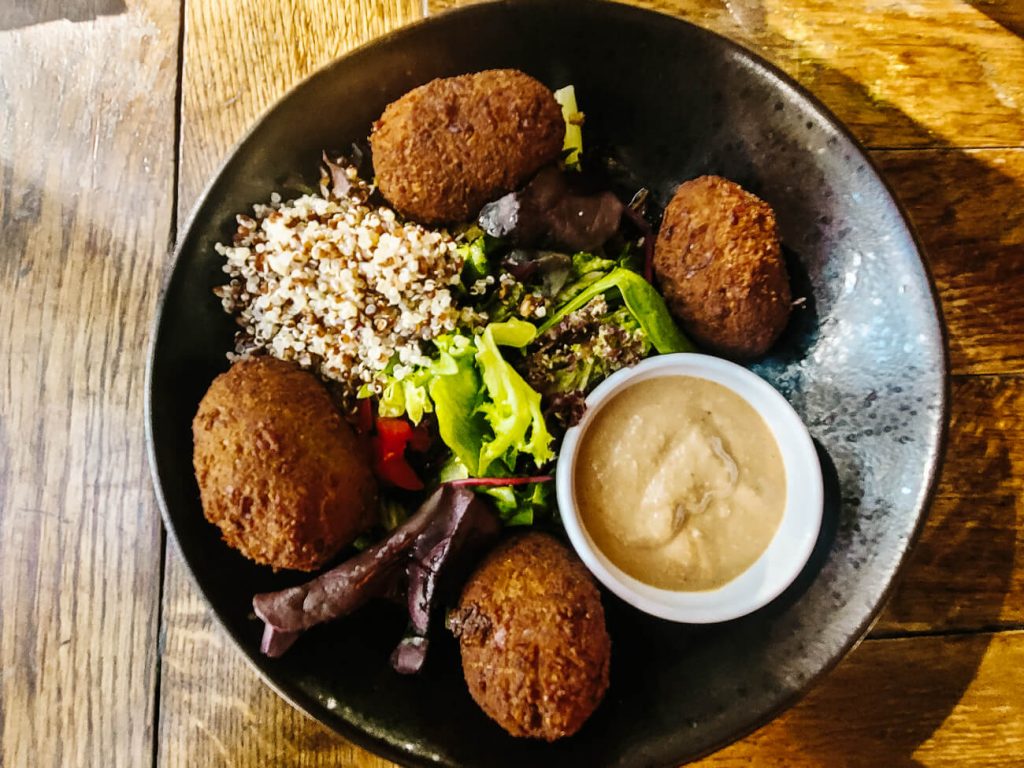 falavel bowl in F-Hoone Tallinn