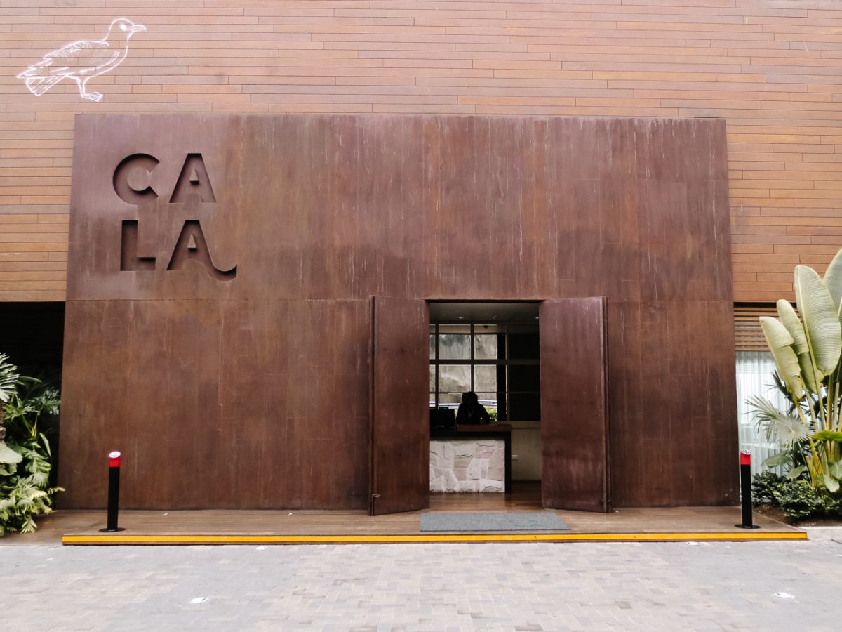 Cala is a stylish restaurant located at the ocean, near the Barranco neighbourhood in Lima.