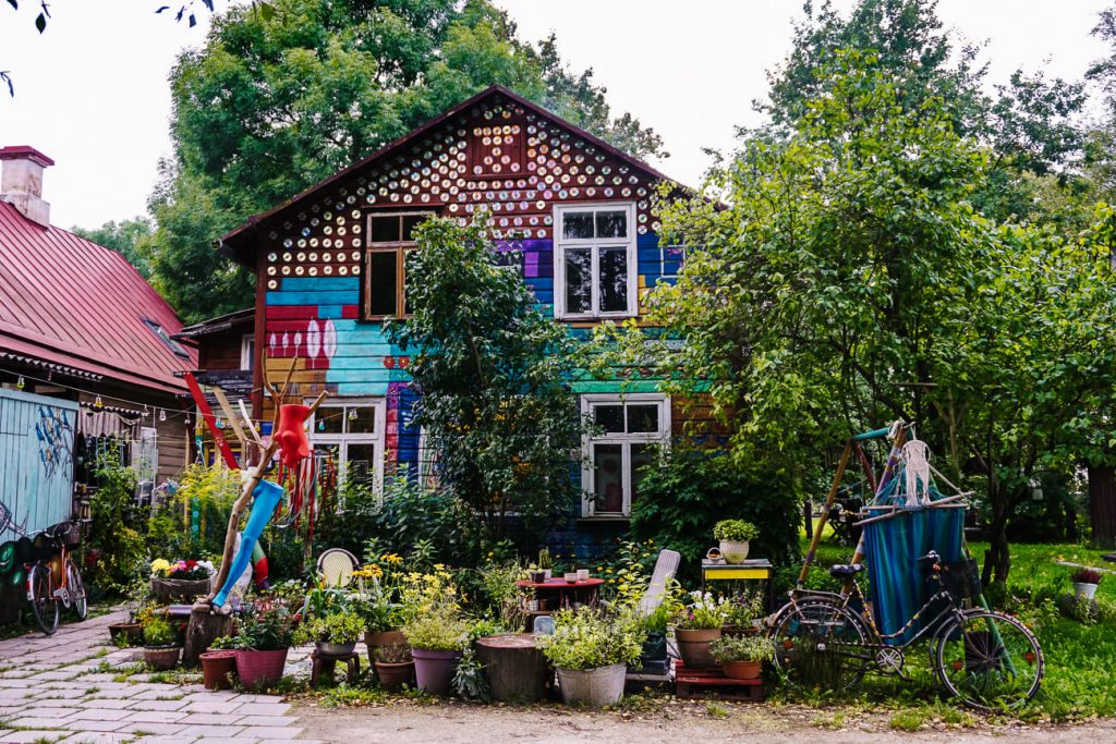 colorful houses in Supilinn, souptown, one of the nicest neighbourhoods in Tartu Estland