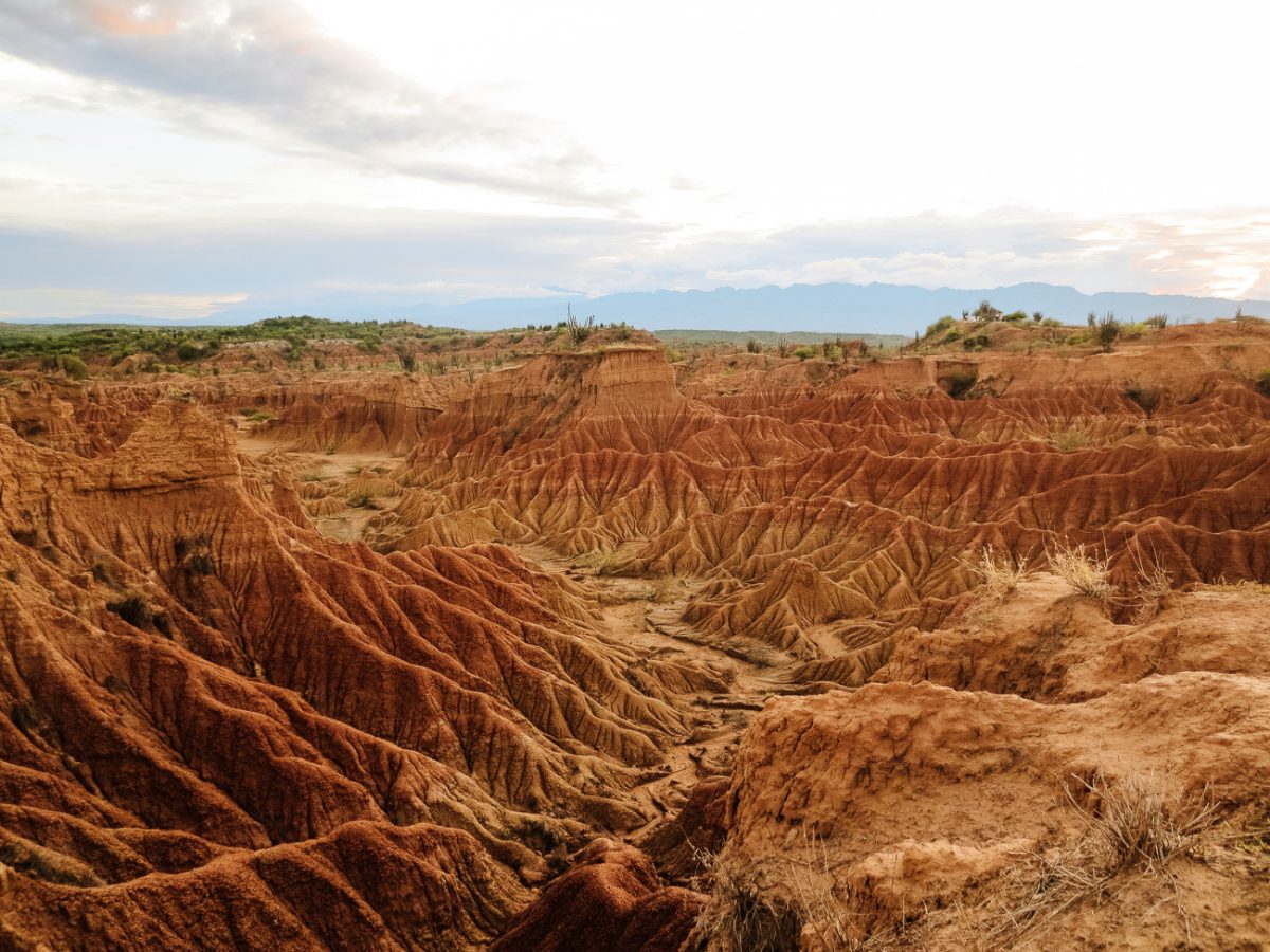 Explore the Tatacoa desert in Colombia: El Desierto de la Tatacoa!