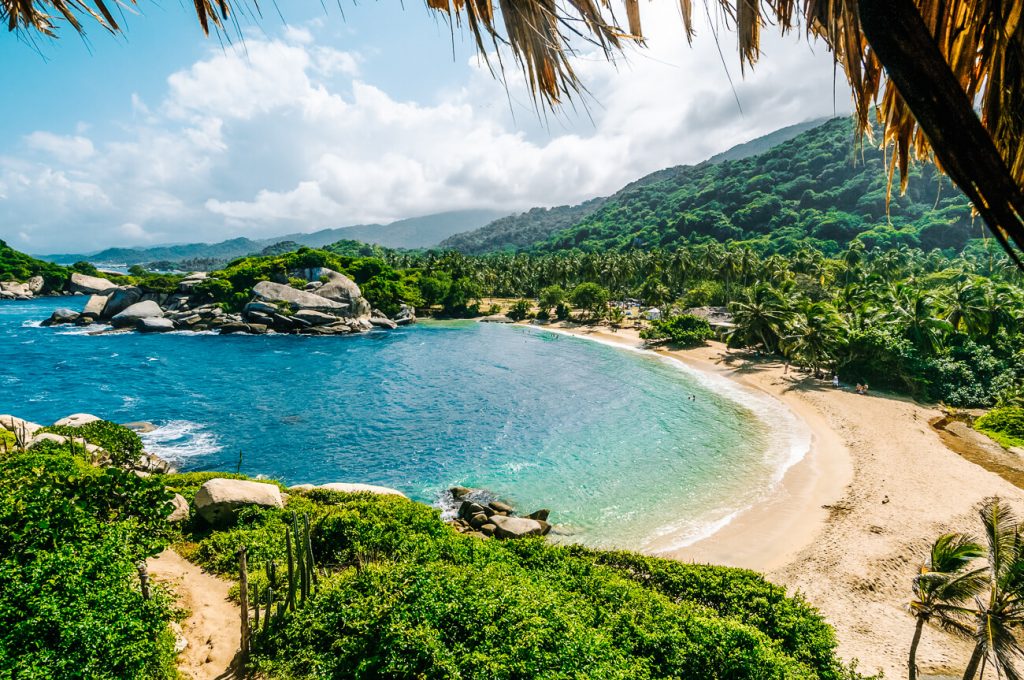 Tayrona Nationaal Park is een van de mooiste plekken en bezienswaardigheden in Colombia.