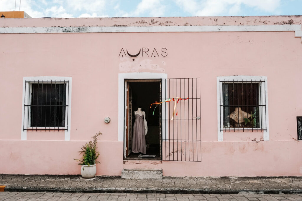 auras - stylish boutique store in Valladolid in Mexico