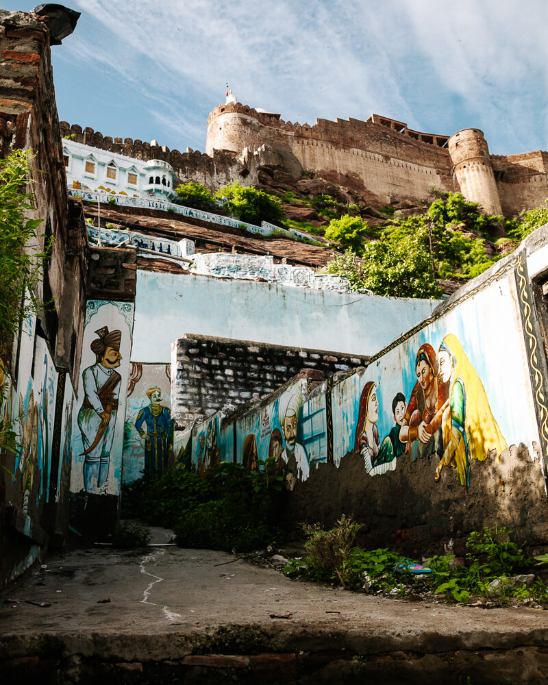 Pachetia Hill, nabij het Mehrangarh fort, biedt mooi uitzicht over Jodhpur India en haar blauwe bezienswaardigheden.