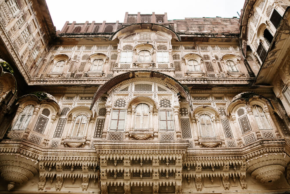 One of the most famous things to do in Jodhpur is to visit the Mehrangarh fort, with countless decorations.