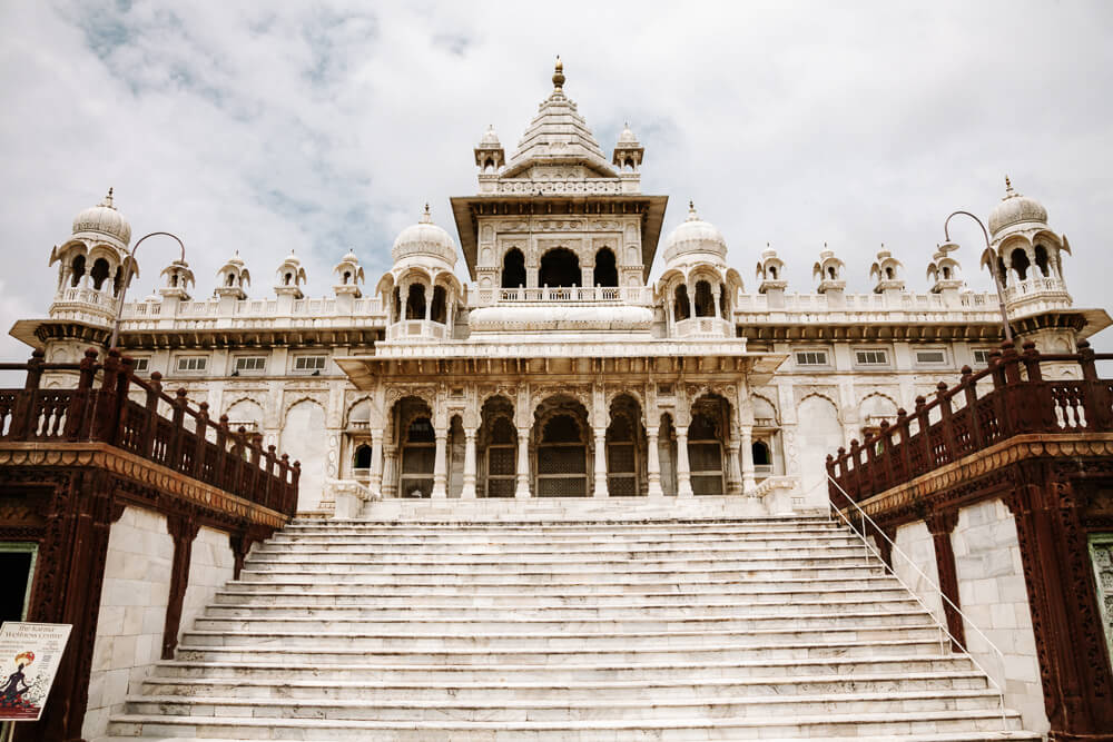 De Jawant Thada, ook wel de mini Taj Mahal genoemd, ligt nabij het Mehrangarh fort in Rajasthan.