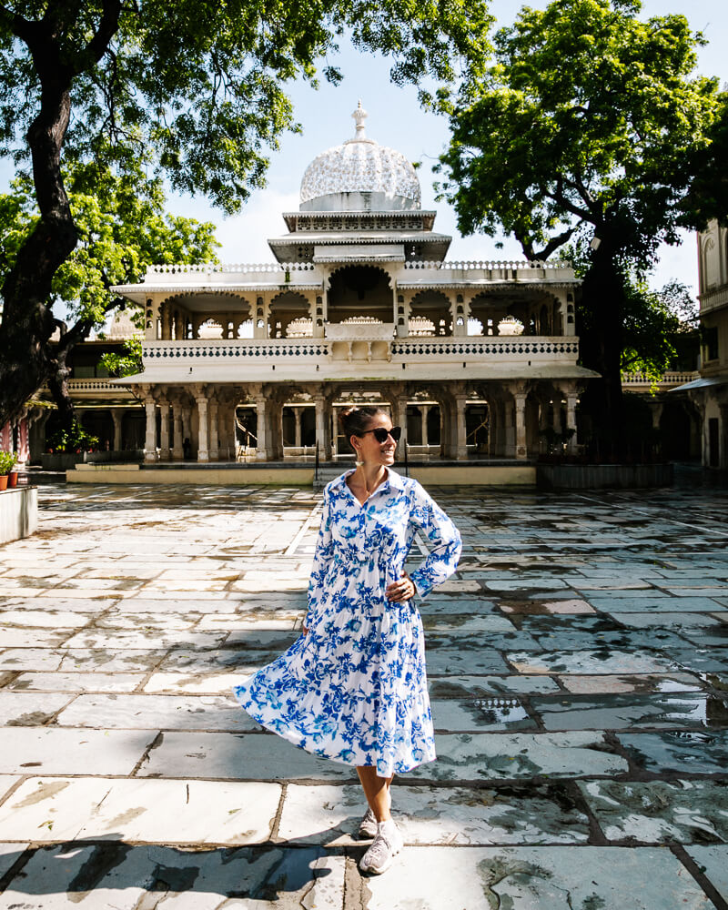 Ontdek wat te doen in Udaipur in Rajasthan India met tips voor bezienswaardigheden, restaurants, activiteiten en fijne hotels.