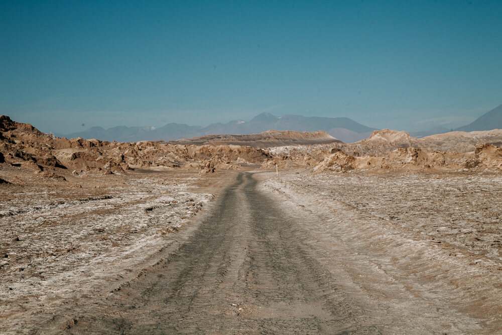 Explora lodge ligt in San Pedro de Atacama, op een uur rijden van Calama in Chili, waar zich de dichtstbijzijnde luchthaven bevindt. 