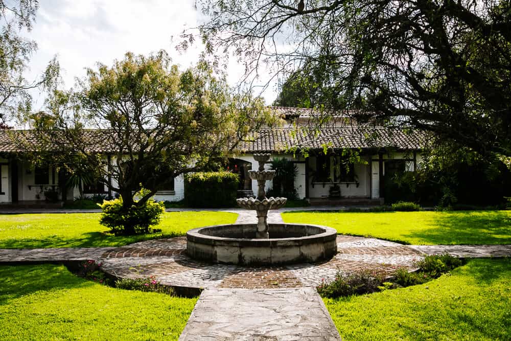 Hotel Hacienda Abraspungo bevindt zich in de Guano Vallei, enkele kilometers buiten het centrum van Riobamba in Ecuador.