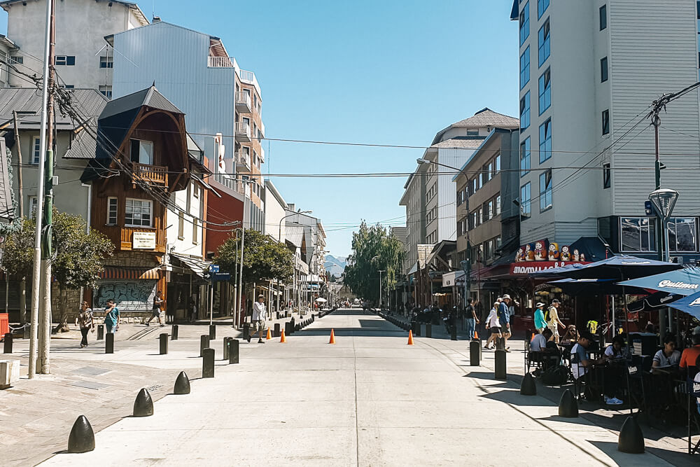 Hoofdstraat in Bariloche.