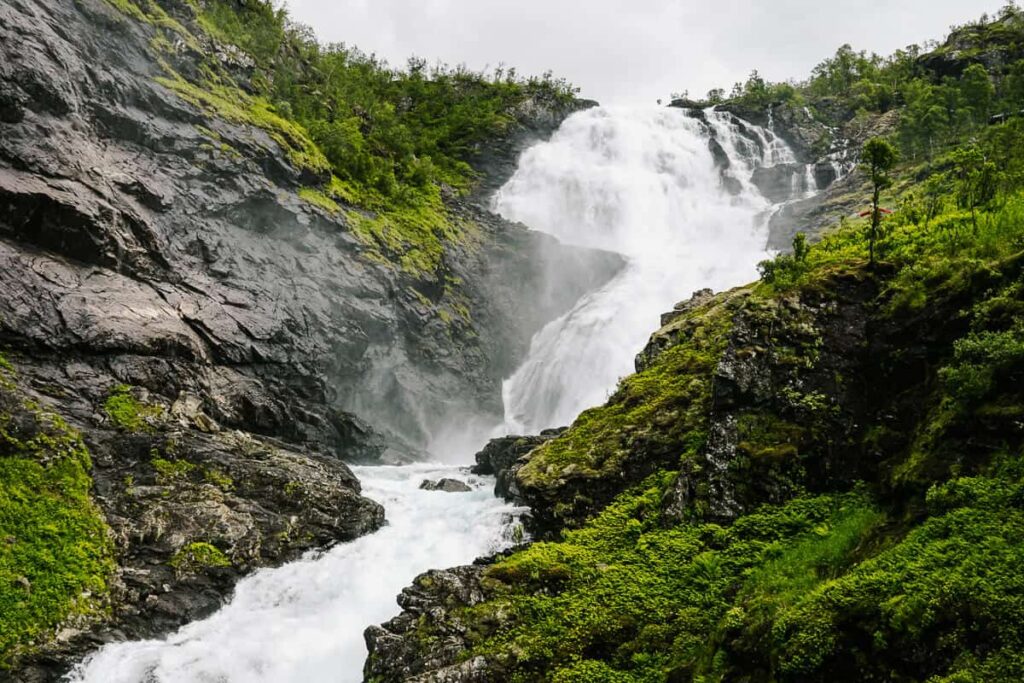 Waterval in Scandinavië.