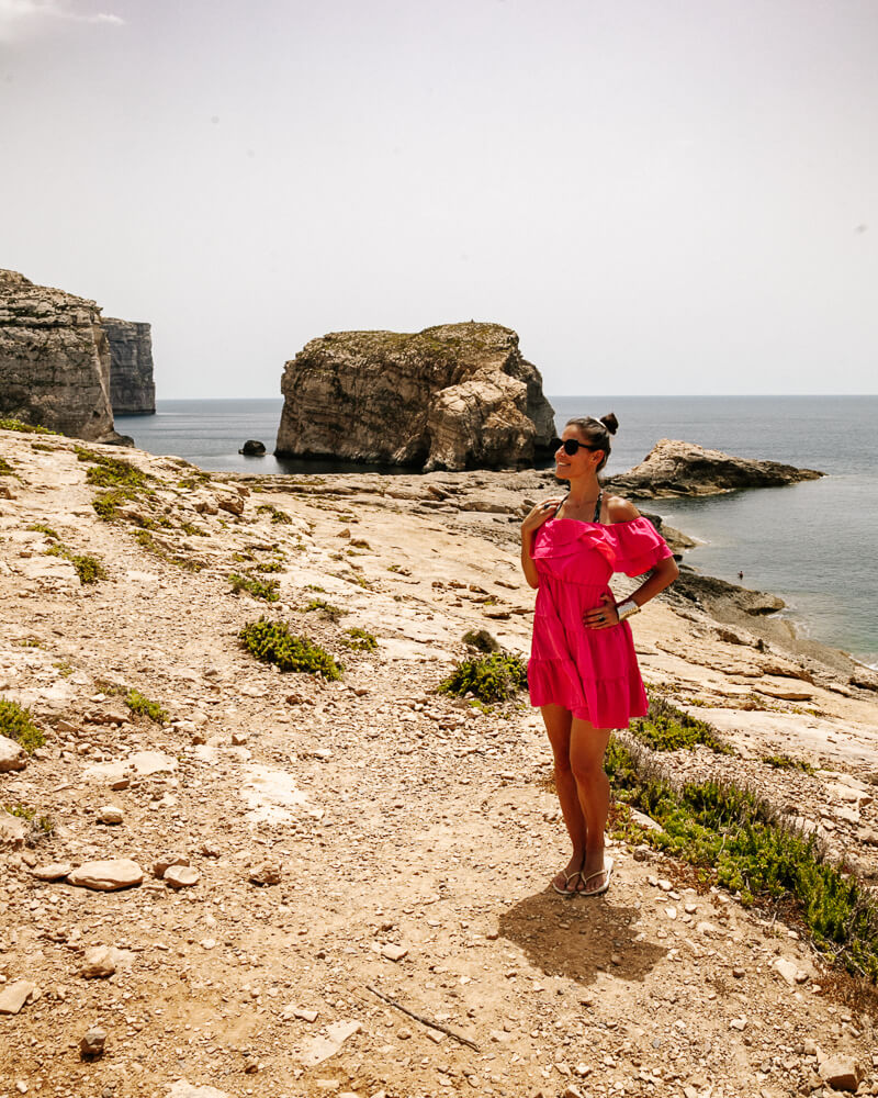 Dwejra op Gozo behoort tot een van de populaire bezienswaardigheden, vanwege de snorkel- en duikmogelijkheden in de Blue Hole, de Inland sea, de fossielen in de rotsen en uitzichten op Fungus and Crocodile Rock.