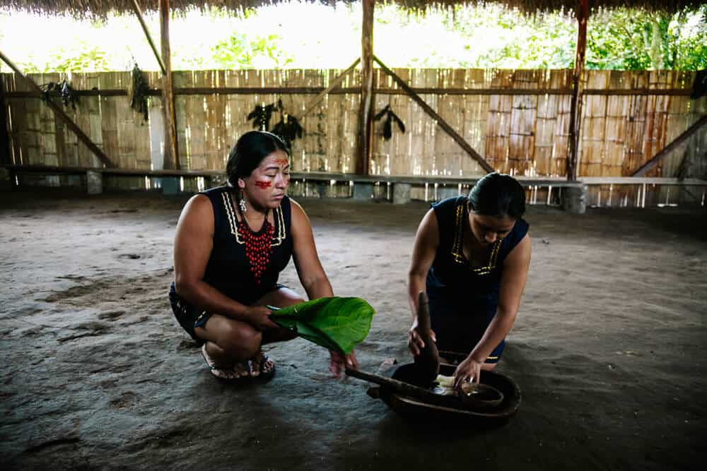 De omgeving van Misahuallí telt 42 communities, van de Wuaorani en Kichwa bevolking, en een aantal heeft haar deuren opengesteld voor bezoekers. 