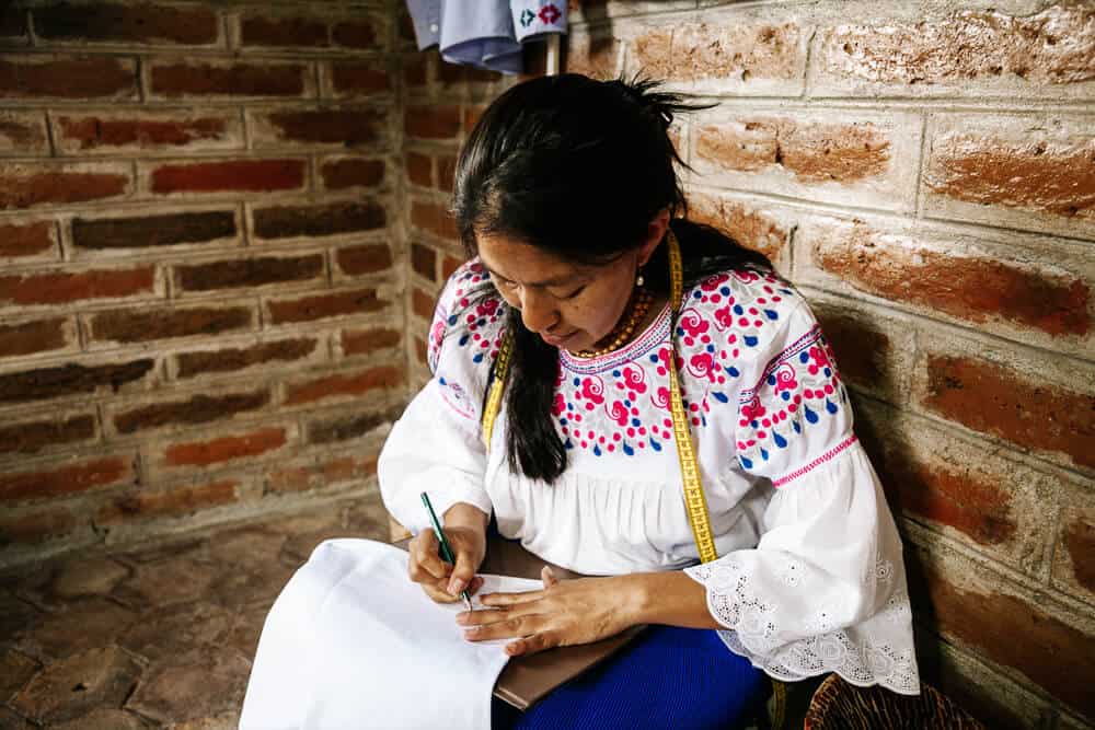 Zuleta is a village dedicated to the Zuleta embroidery style, a tradition that dates back to 1940. 