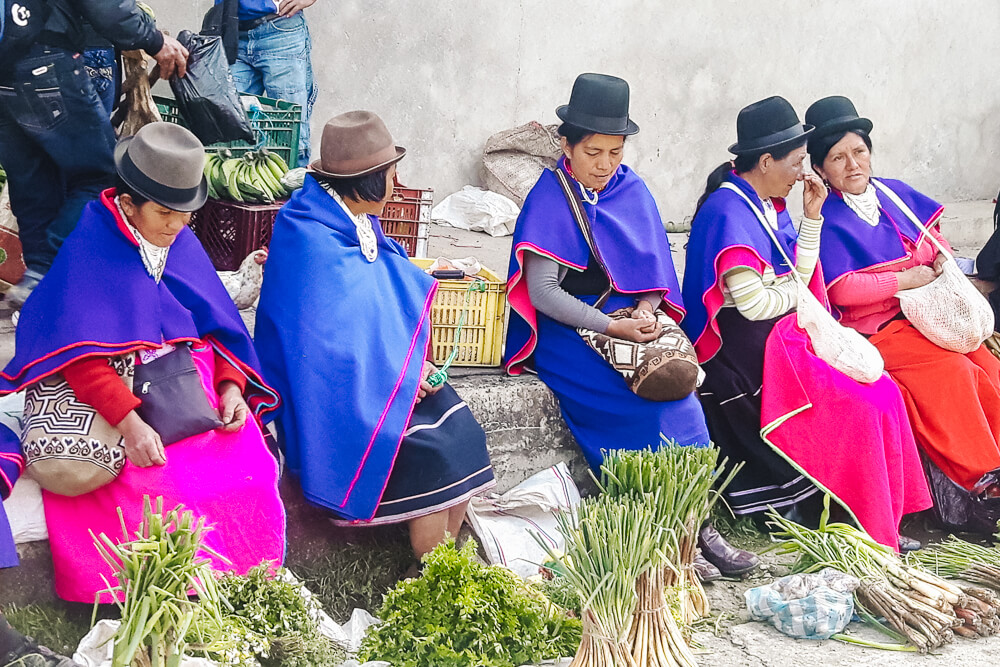 One of the best things to do when your are in Popayan is to visiit the weekly market in Silvia with its Guambiano indigenous people.