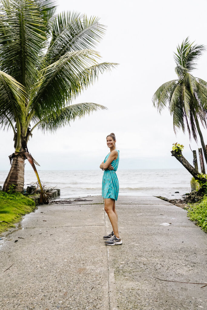 Deborah in Livingston - een bezoek breng je via een boottocht over de Rio dulce 