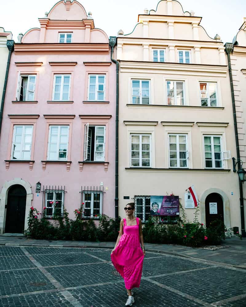 Leuk is het om door het centrum van Warschau te struinen, bezienswaardigheden te bezoeken, op een terrasje te zitten op het centrale plein Rynek Starego Miasta en op zoek te gaan naar mooie fotospots. 