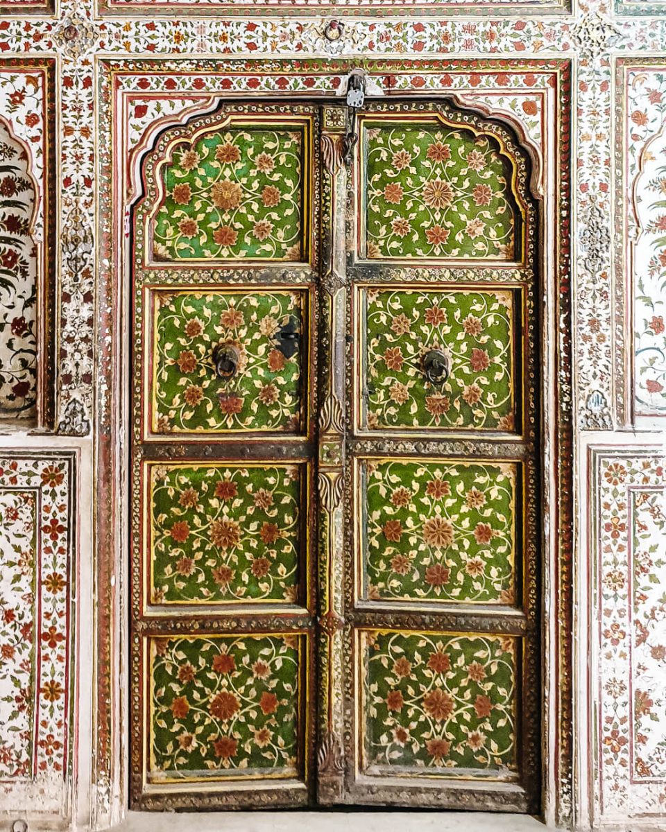 Decorations in Fort Junargarh.