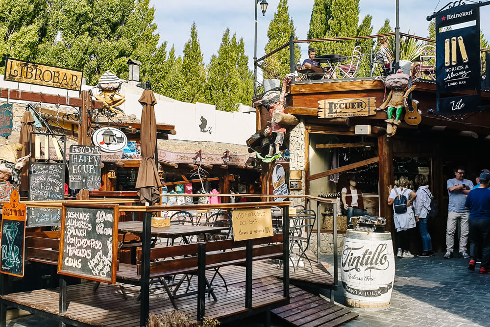 Restaurants in El Calafate.