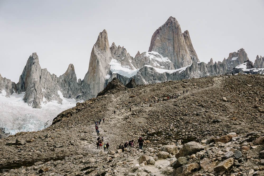 Route naar Laguna de los Tres, een van de mooiste hikes in El Chaltén Argentinië.