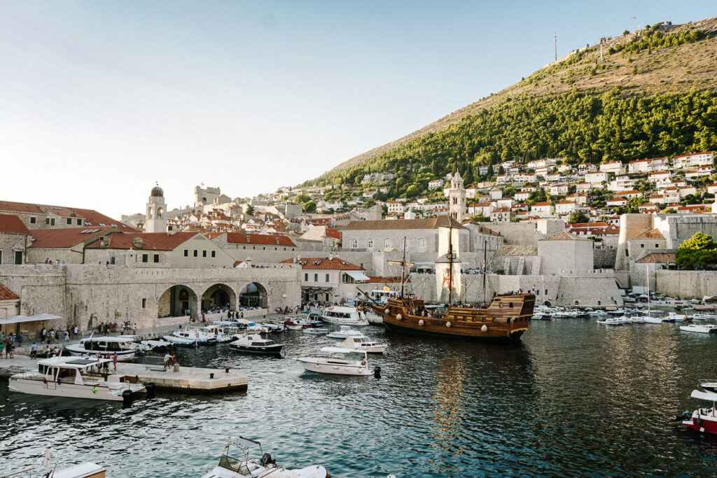 uitzicht over Dubrovnik haven, Dalmatische kust Kroatie