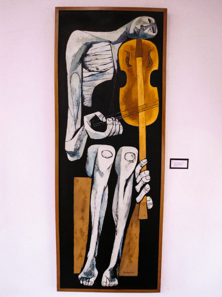 In 1976 richtte kunstenaar Oswaldo Guayasamín zijn eigen museum en stichting om, met als doel zijn verzamelde collecties en eigen werk te preserveren.