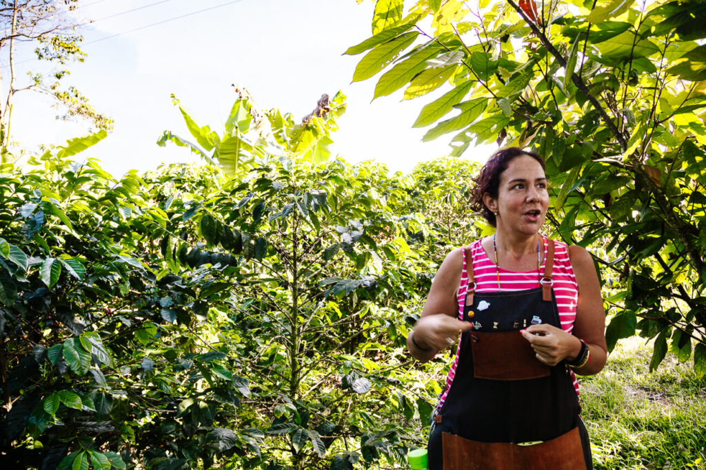 uitleg over koffie productie bij Finca Cafe Don Manolo