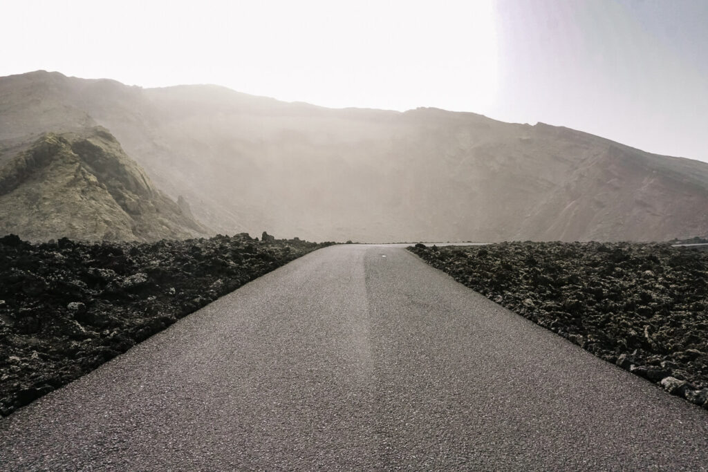 autoweg op Lanzarote