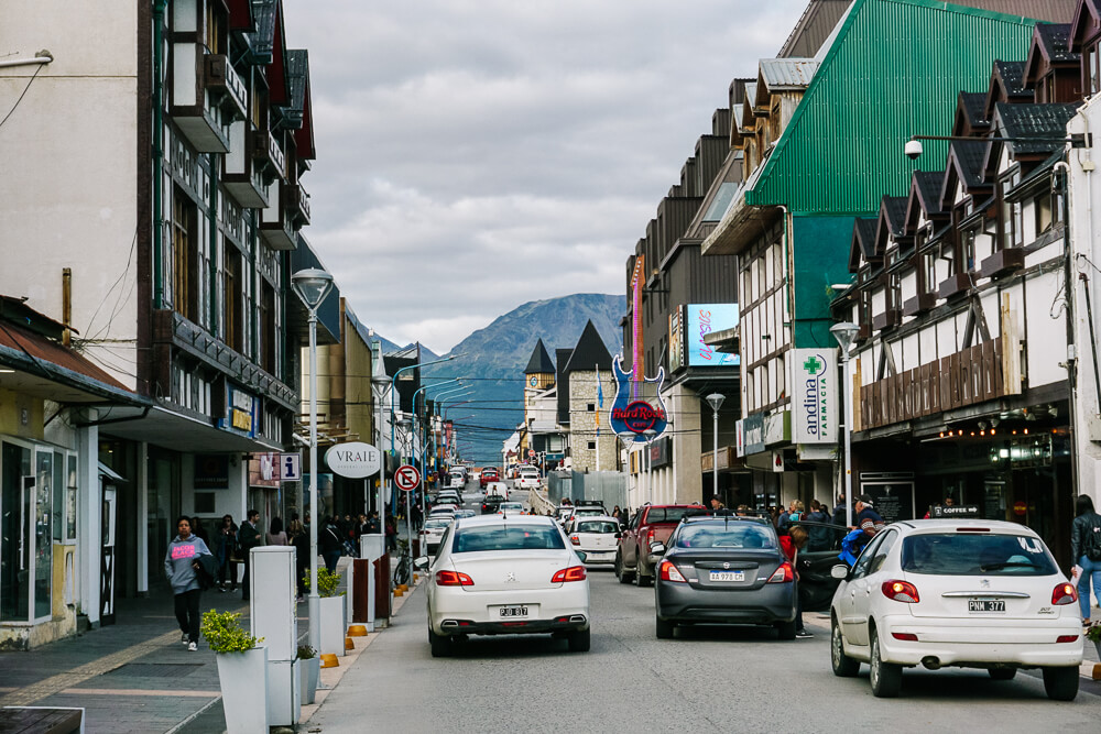 Hoofdstraat in Ushuaia Argentina.